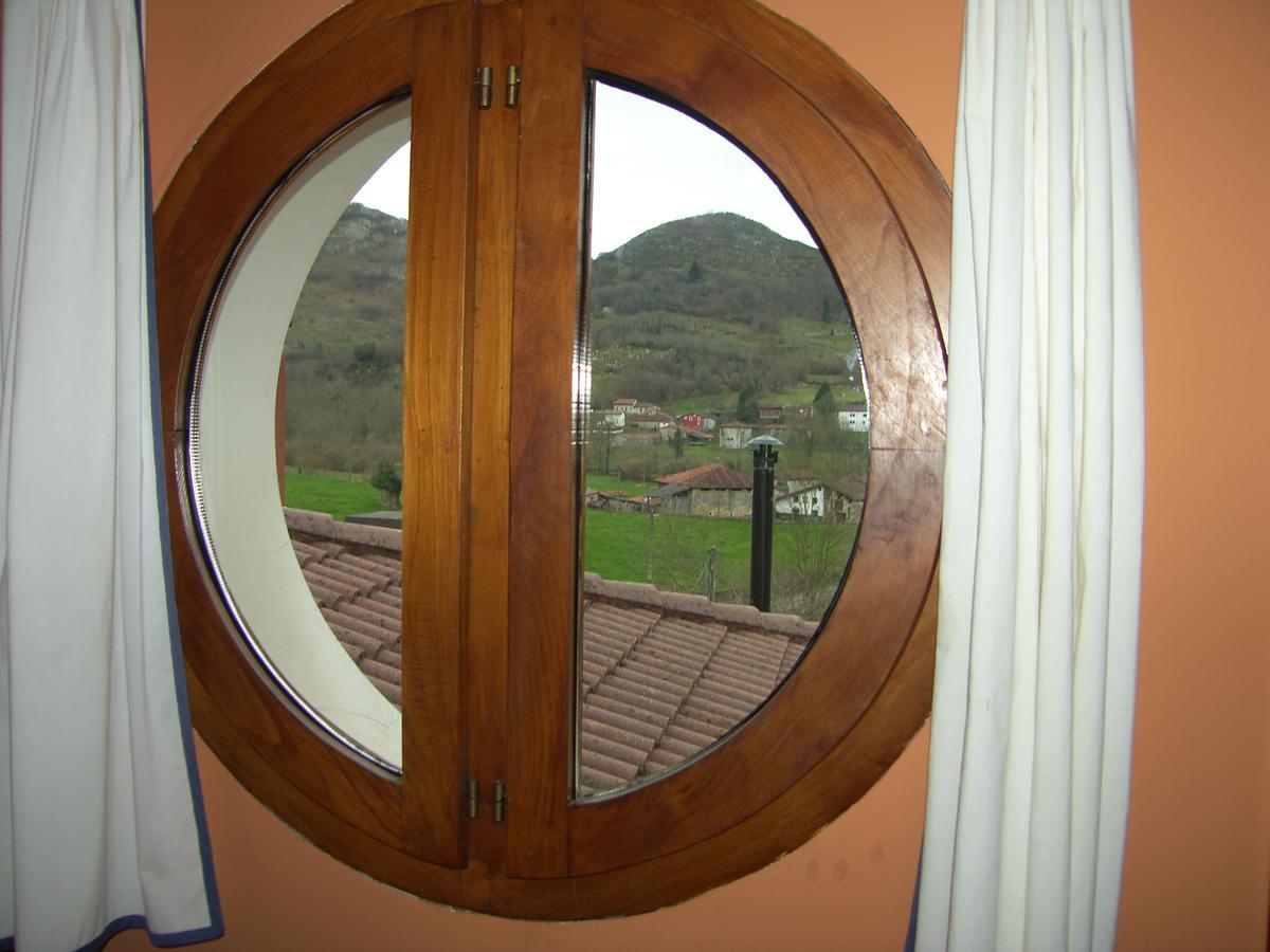 Posada El Pareon Sirviella Esterno foto