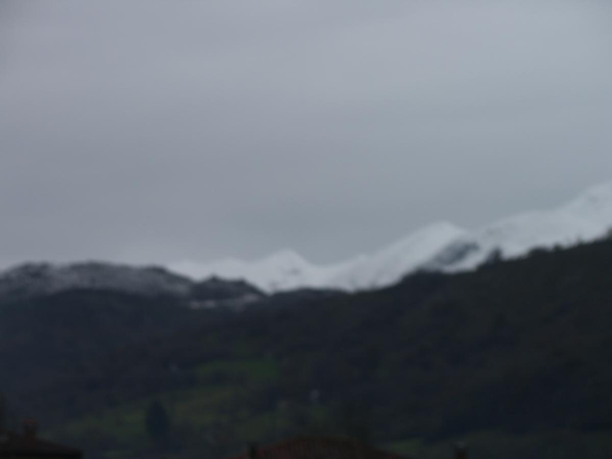 Posada El Pareon Sirviella Esterno foto