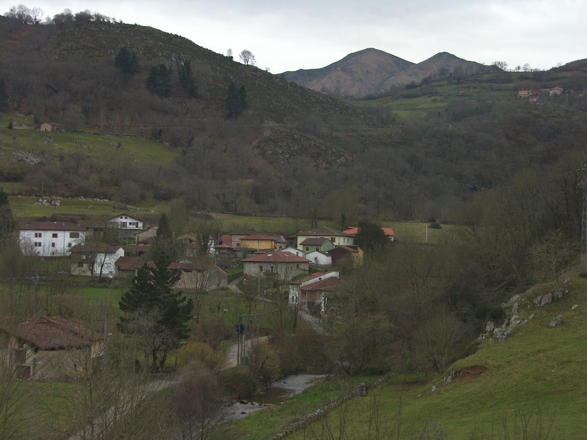 Posada El Pareon Sirviella Esterno foto