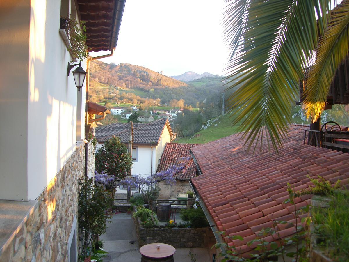 Posada El Pareon Sirviella Esterno foto