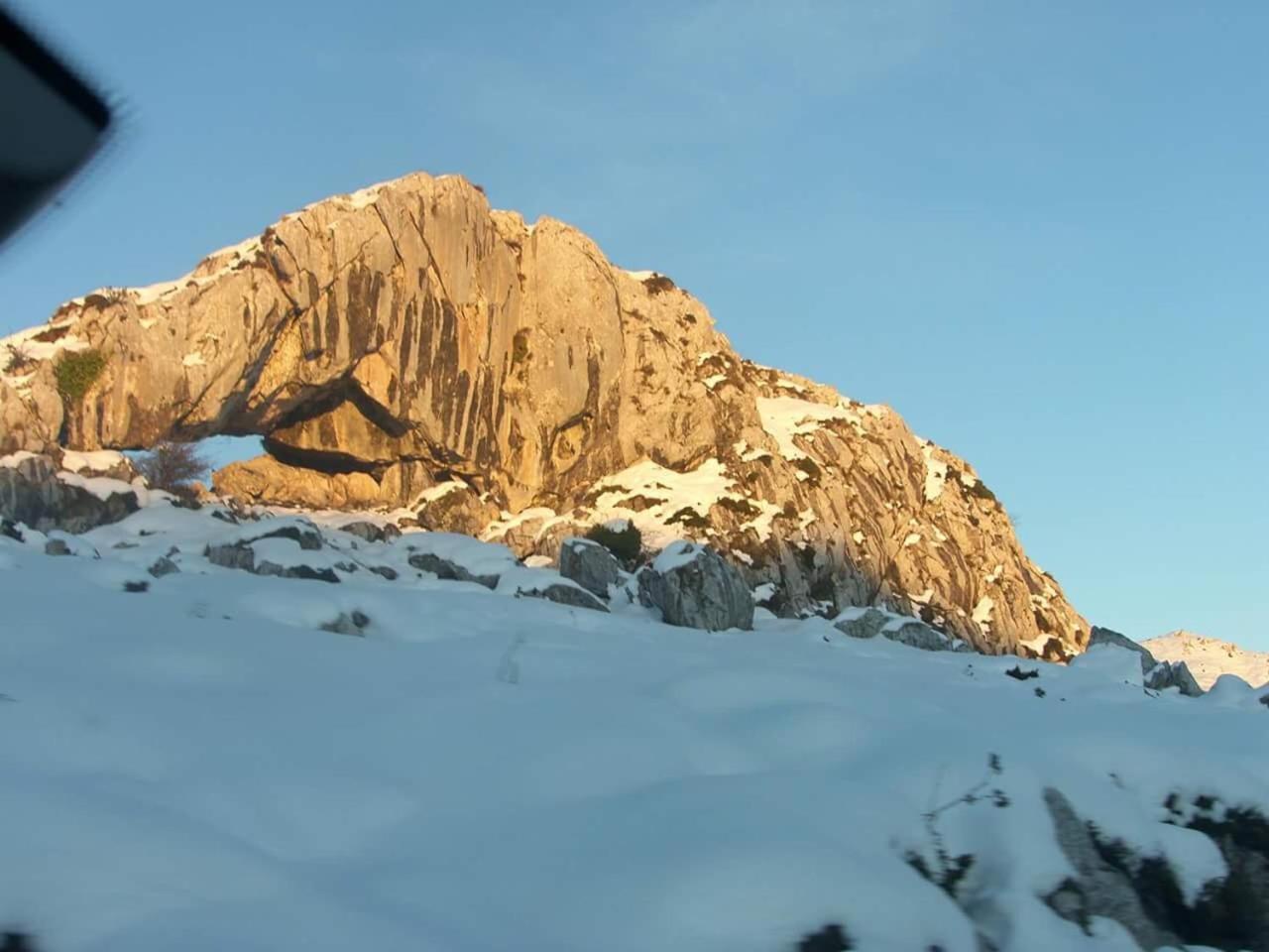 Posada El Pareon Sirviella Esterno foto