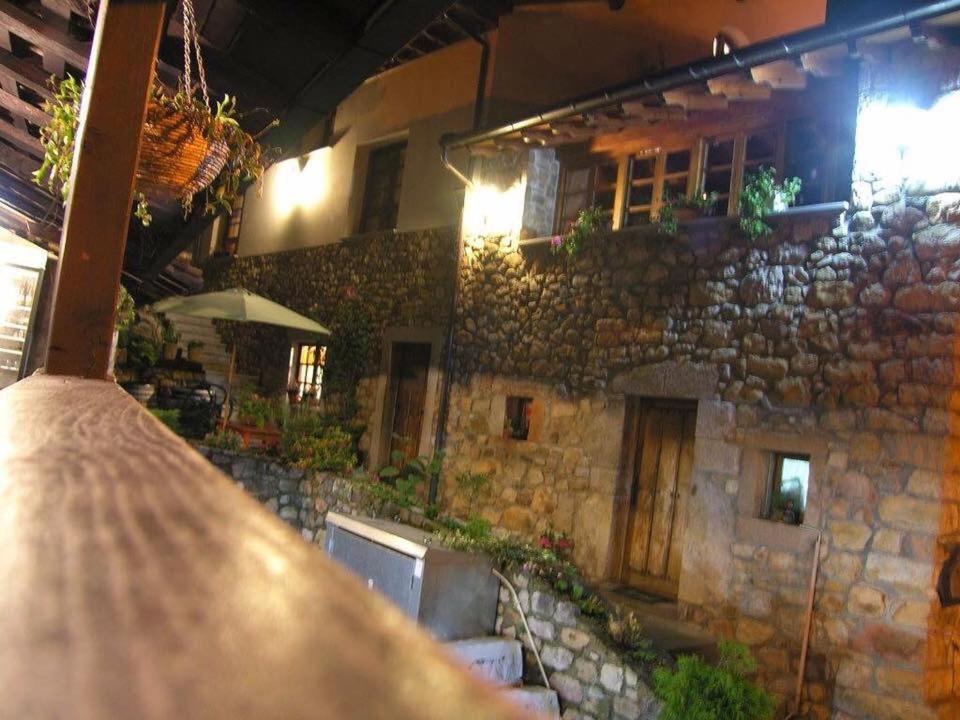 Posada El Pareon Sirviella Esterno foto